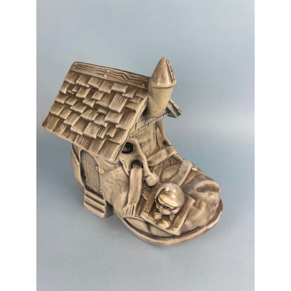 Twin Winton Cookie Jar "Old Woman Who Lived In A Shoe" Vintage - Picture 1 of 10